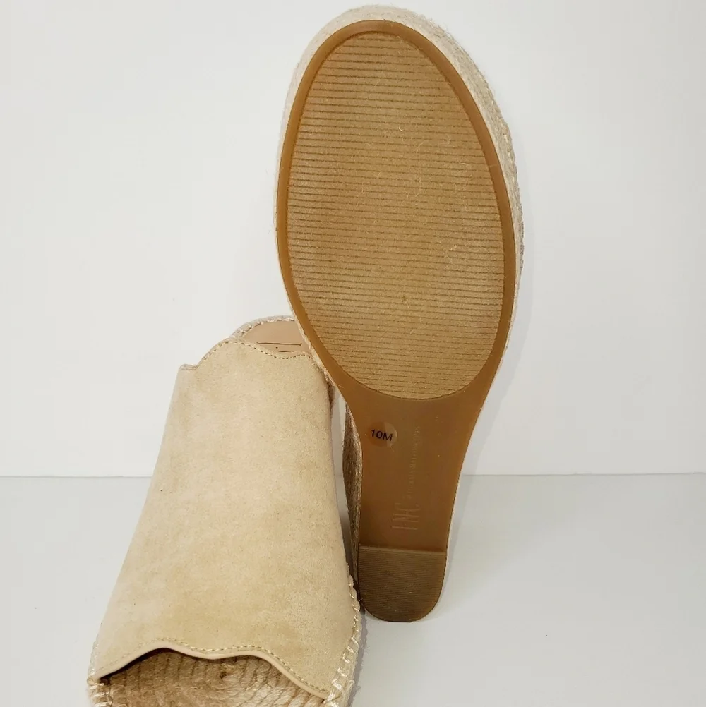 INC International Concepts Beige Slip-on Platform Wedges Sandals Shoes Size 10